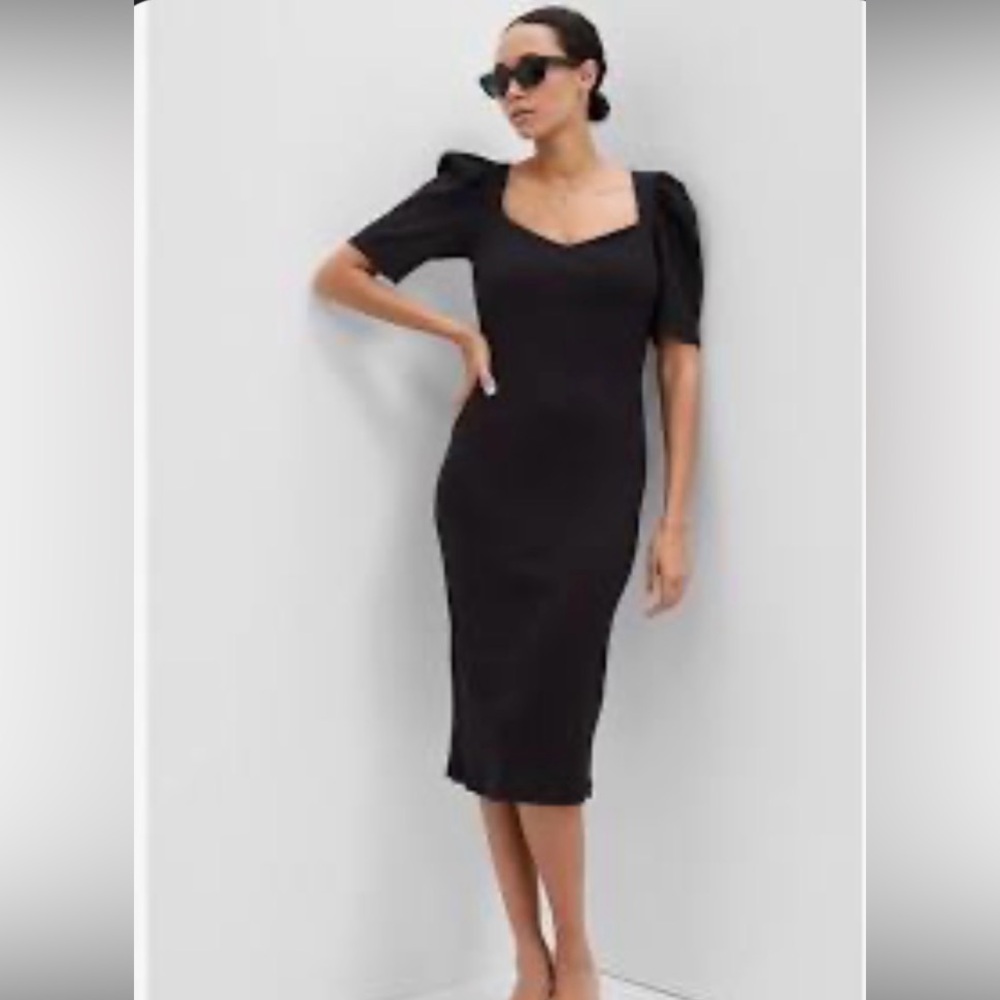 NWOT BLACK GAP Puff Sleeve Sweetheart Ribbed Midi Dress